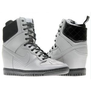 women's nike black wedge sneakers